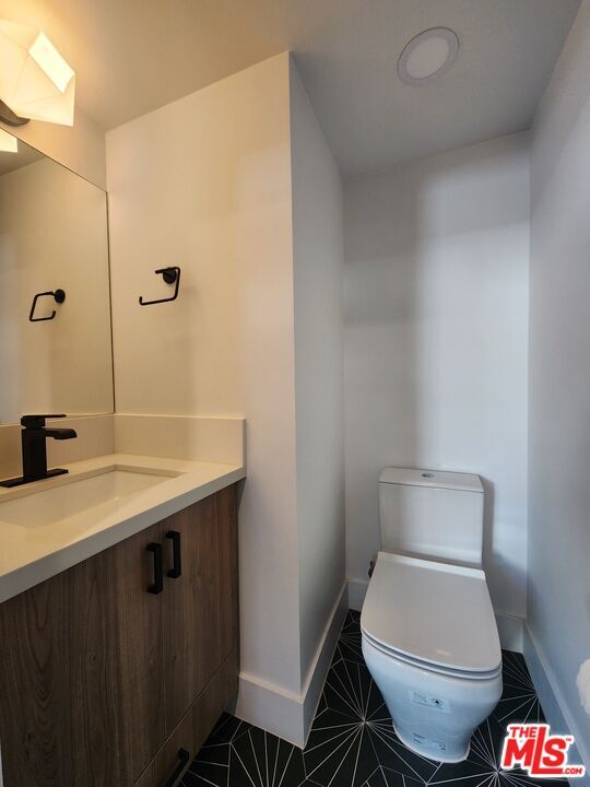 Building Photo - 11314 W Raitt Ln