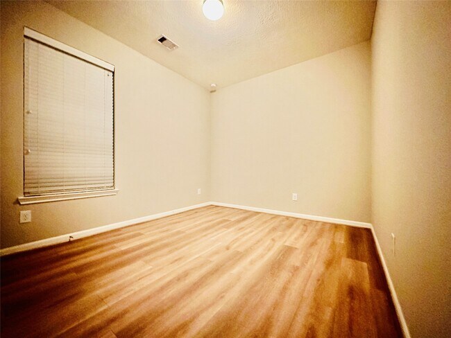 Building Photo - 22514 Williams Oak Ln