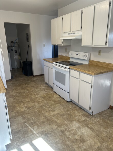 Building Photo - 4125 Van Buren Ave