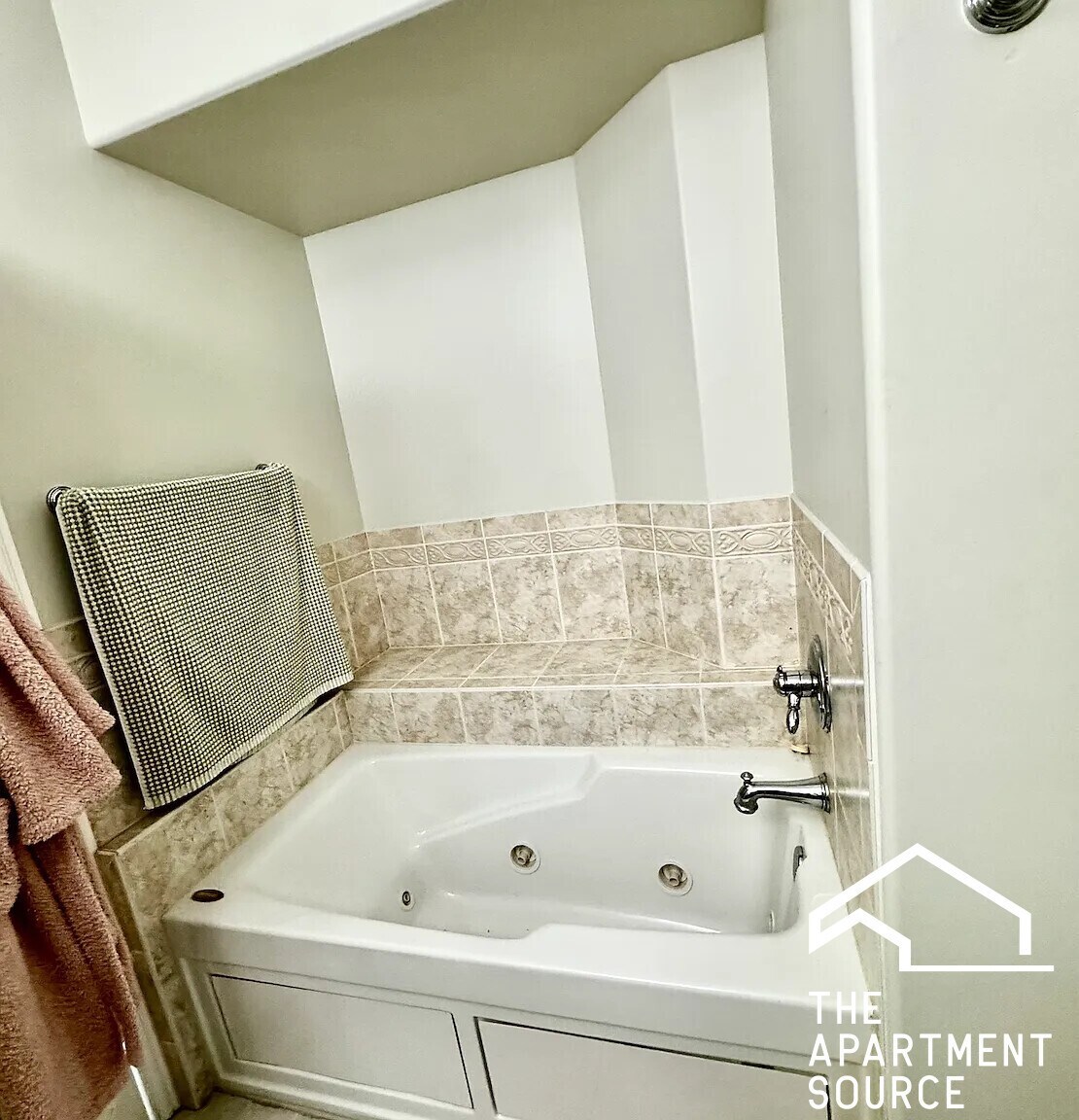 Building Photo - 148 Kimball St