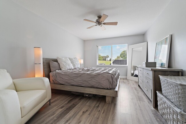 Building Photo - 128 Moccasin Trail S