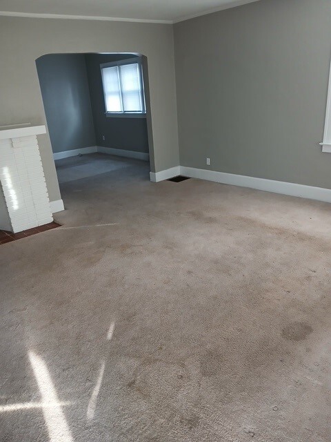 Building Photo - 4104 N Lockwood Ave