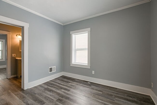 Building Photo - 2 Bedroom / 1 Bath Home located in Benson!