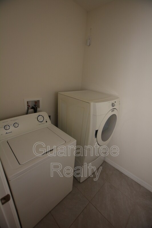 Building Photo - 5777 Arlington River Dr.