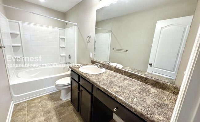 Building Photo - 29766 Westfield Dr