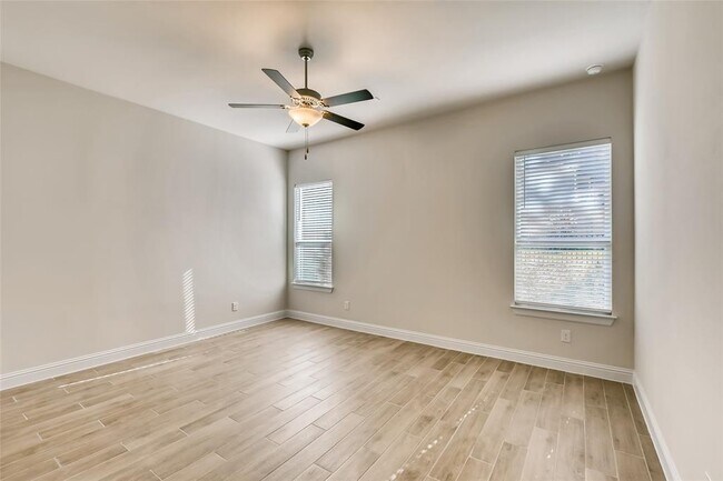 Building Photo - 601 C-Bar Ranch Trl