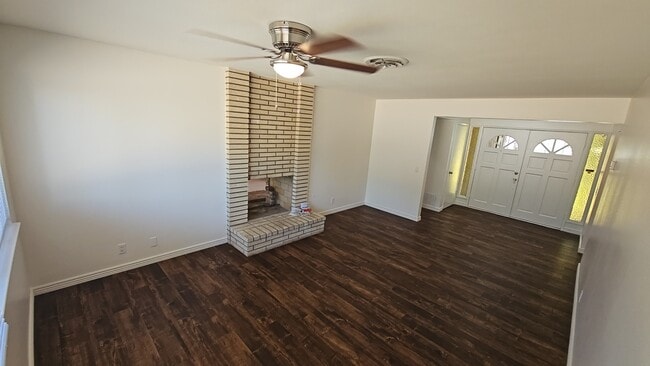 Building Photo - 44836 Lorimer Ave