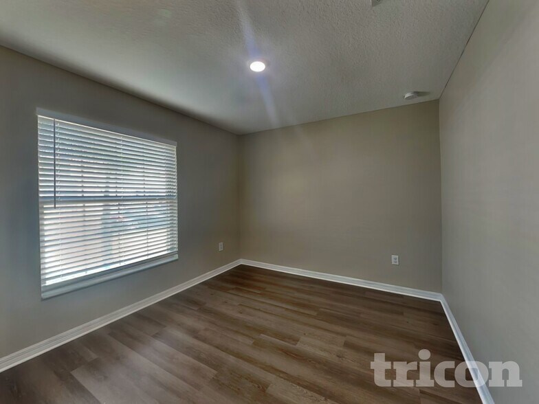 Building Photo - 4148 Salt Springs Ln