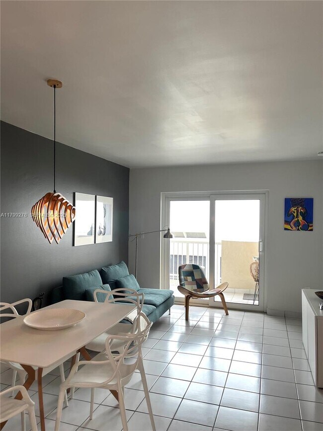 Building Photo - 6801 Harding Ave