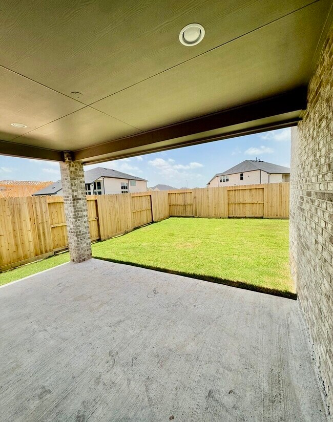 Building Photo - 30959 Radke Ests Dr