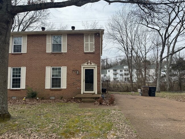 Building Photo - Huntington Parkway Duplex 1