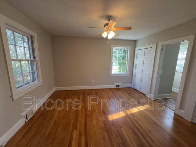 Building Photo - 2032 N Main St