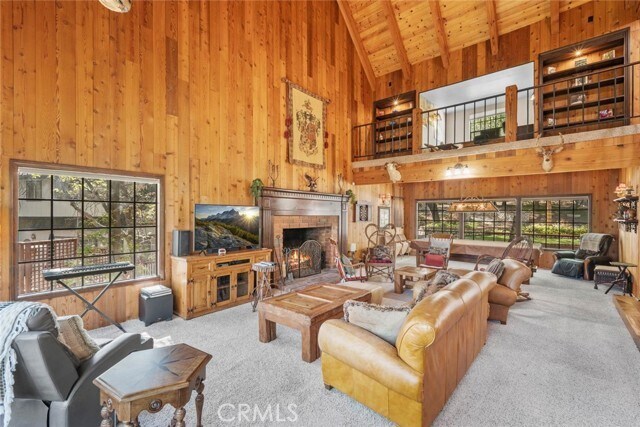 Building Photo - 887 Talisman Ln