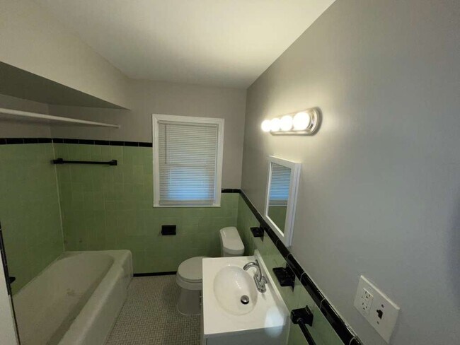 Building Photo - 20415 Goddard St