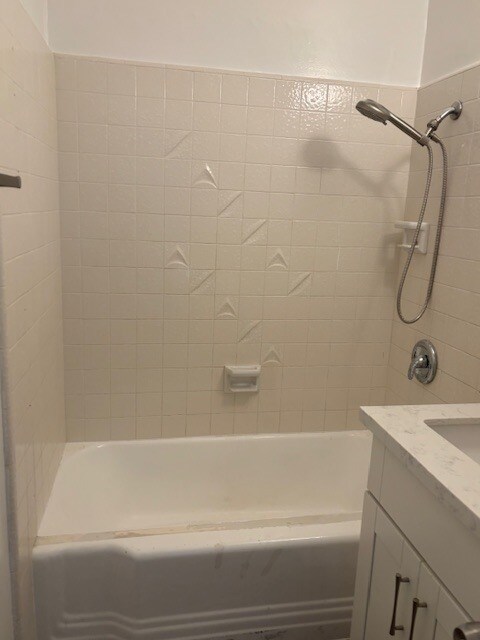 Building Photo - 3434 W 171st St