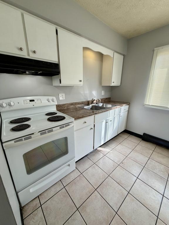 Building Photo - 841 Moyer Ave