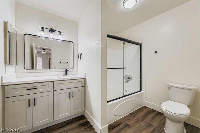 Building Photo - 3151 N Soaring Gulls Dr