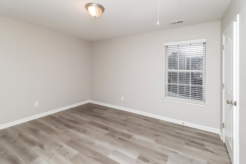 Building Photo - 418 Whitewater Way NW