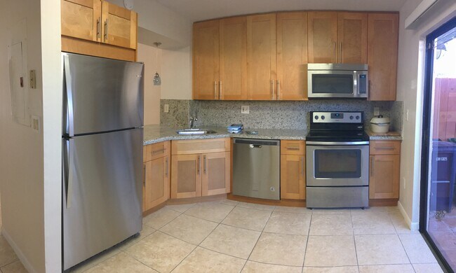 Building Photo - 7799 SW 102nd Ln