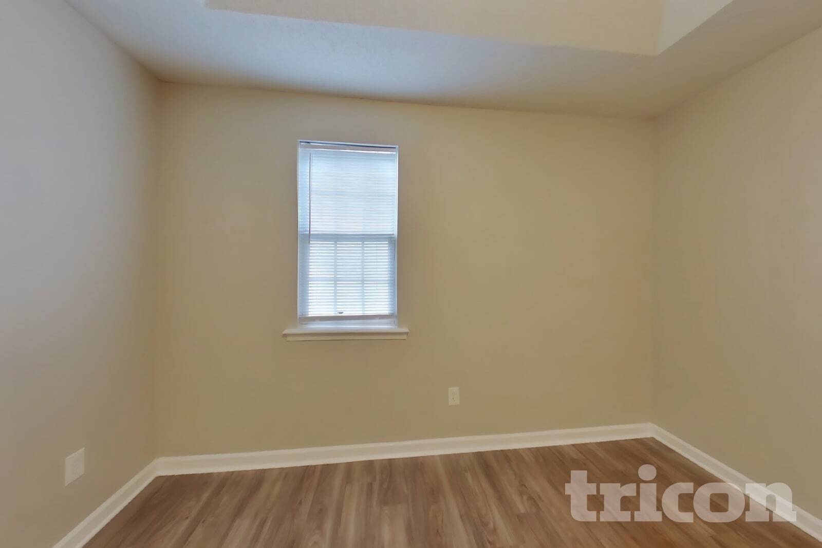 Building Photo - 120 Huntwood Trail
