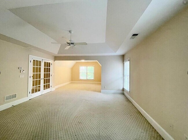 Building Photo - 455 Wembley Cir
