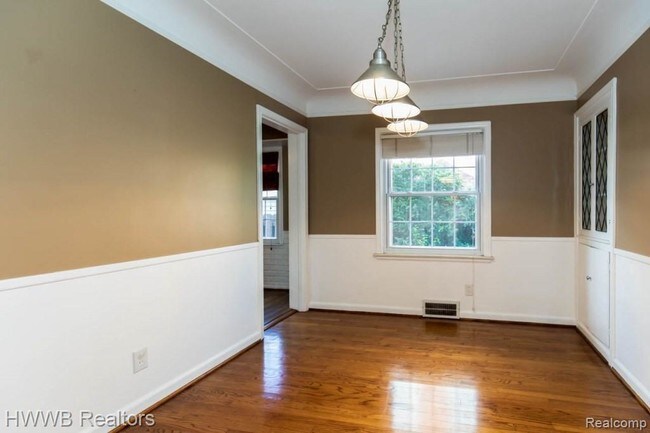 Building Photo - 1899 Hunt Club Dr