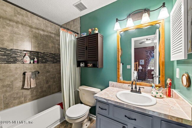 Building Photo - 3519 Rain Forest Dr W