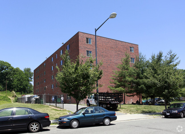 Building Photo - Johnson Towers