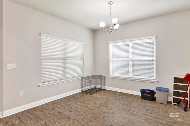 Building Photo - 31820 Calder Ct