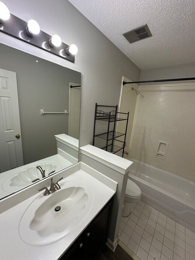 Building Photo - 3574 Thistle Valley Ln