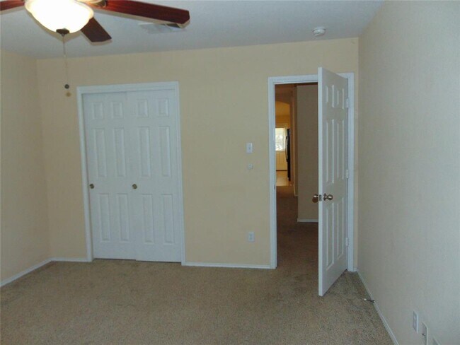 Building Photo - 251 Wolfberry Path