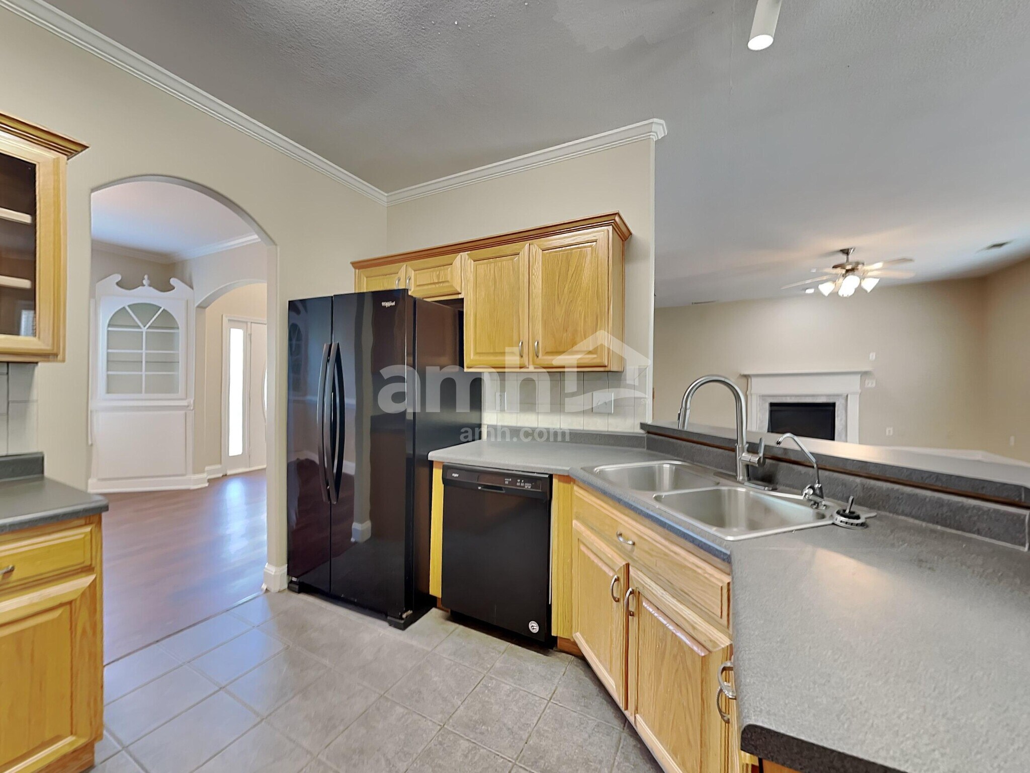 Building Photo - 712 Gatwick Ct