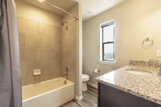 Building Photo - 6736 Skuna Dr