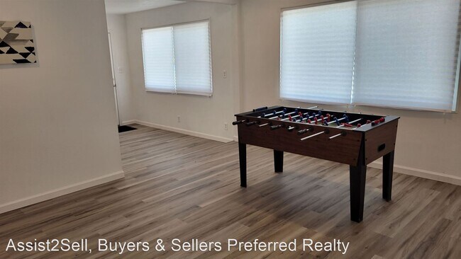 Building Photo - 4 br, 2 bath House - 1727 Corte Alegre