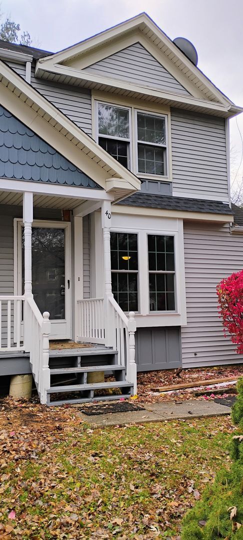 Building Photo - 2 Bd / 1.5 Bth Townhouse in Doylestown Borough located in Sandy Ridge Acres