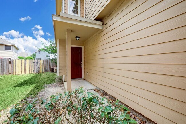 Building Photo - 14306 Mirkwood Ln