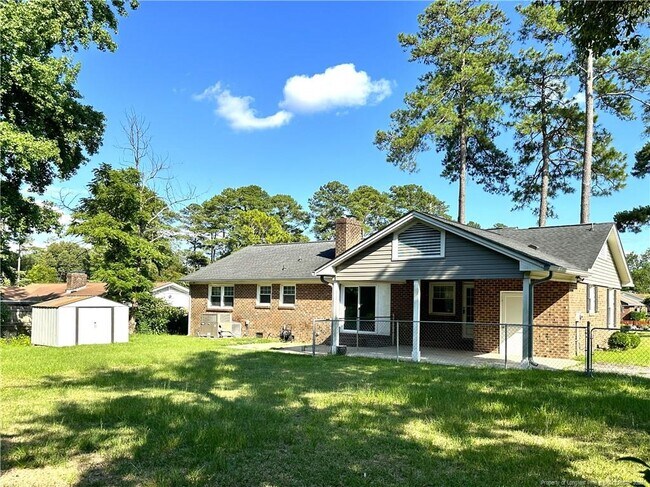 Building Photo - 6221 Cool Shade Dr