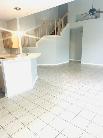 Building Photo - 10132 Lauren Pass