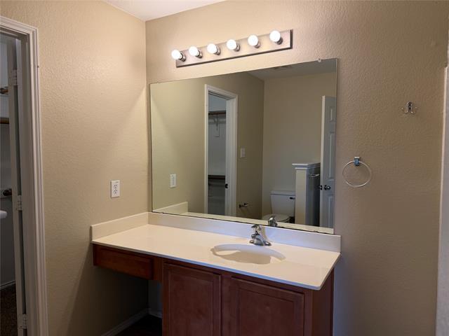Building Photo - 301 Meadow Lark Ln