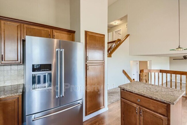 Building Photo - 3764 Seramonte Dr