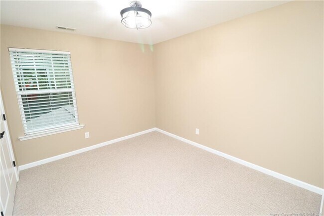 Building Photo - 1585 Tice Hurst Ln
