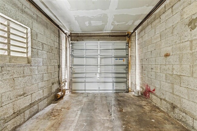 Building Photo - 13020 NW 1st Ave