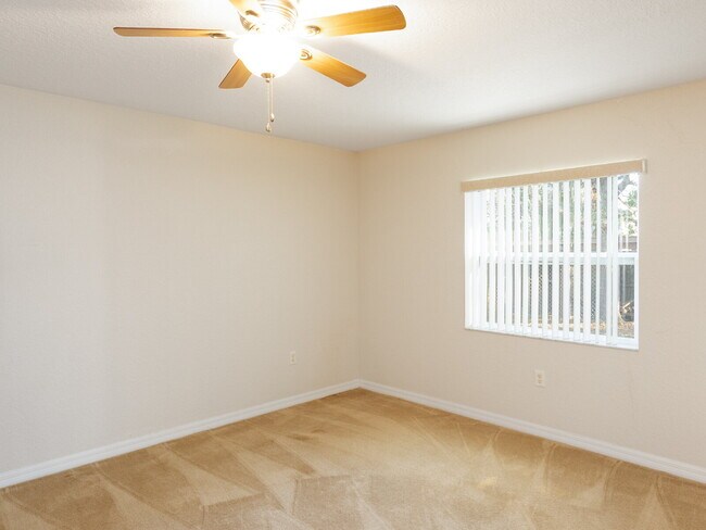 Building Photo - ZERO DEPOSIT MOVE-IN AVAILABLE ????