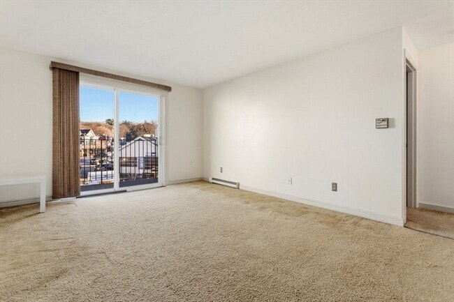 Building Photo - 36 Essex St