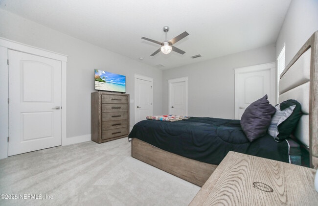 Building Photo - 151 Hillendale Cir