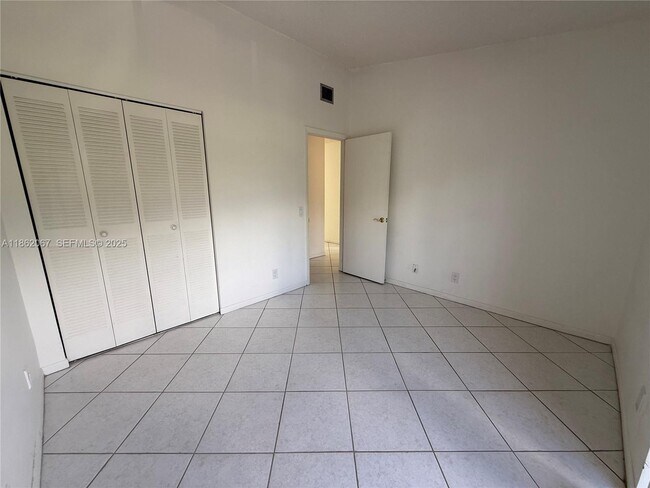 Building Photo - 1953 SW 15th St