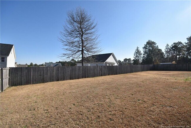 Building Photo - 45 Eisenhower Ct