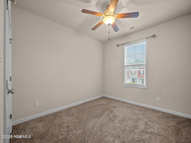 Building Photo - 325 Frisco Wy