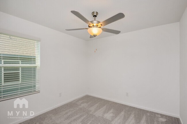Building Photo - 2756 Mistwood Dr