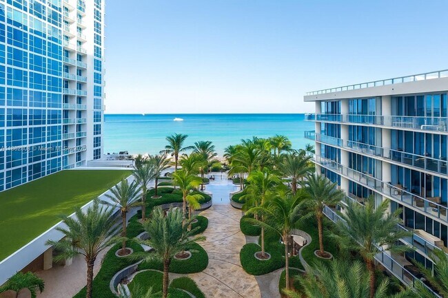 Primary Photo - 6799 Collins Ave